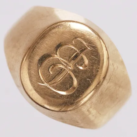 Klackring monogram, stl 15¾, bredd 3,8-13mm, Ceson år 1964, 18K  Vikt: 2,9 g