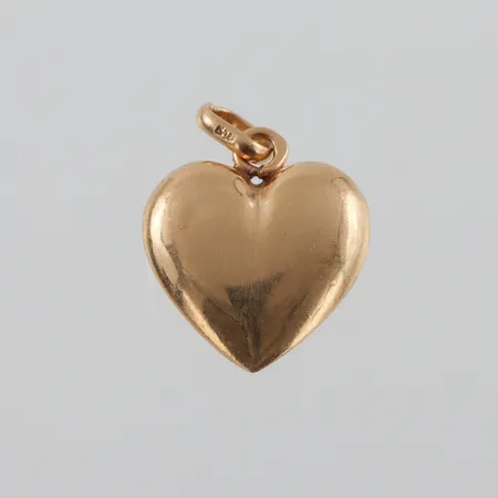 Hänge hjärta 14k,höjd med ögla ca 20.4 mm. Vikt: 1,4 g