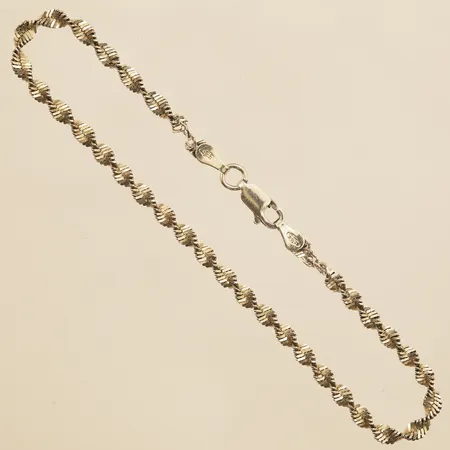 Armband snurrad, längd 20cm, bredd 3,2mm, GHA 925/1000 silver Vikt: 3,2 g