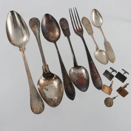 Diverse silver 830/1000. Vikt: 271 g