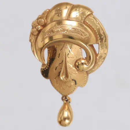 Brosch, längd 40,5mm, bredd 24,4mm, Guldvaruaktiebolaget G. Dahlgren & Co Ab, 18K  Vikt: 3,1 g