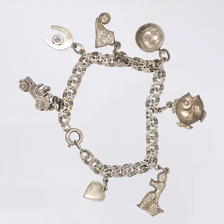 Armband Bismarck med berlocker längd 18cm bredd 5mm silver 830/1000 Vikt: 17 g