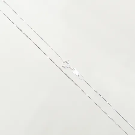 Kedja Venezia, längd: 50,5cm, bredd: 0,6mm, vitguld, 18K  Vikt: 1,7 g