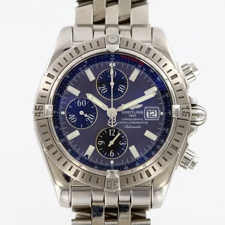 Herrur Breitling Chronomat Evolution, stål, automatisk, 44mm, refnr A13356, serienr 2068560, kronograf, datum, pilotlänk ca 18cm, viklås, repor på länk och boett, chronometercertifikat, manual, box, ytterkartong, behov av service