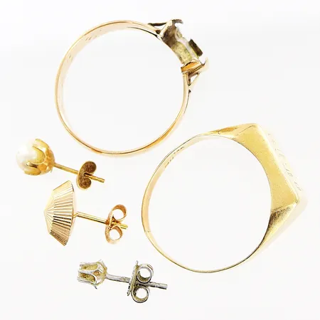 Diverse guld, defekter, 18K Vikt: 9,4 g