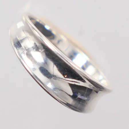 Ring Ø17¼, silver 925/1000 Vikt: 2,3 g