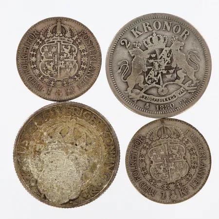 Fyra silvermynt i olika valörer och årtal, silver 800/1000 Vikt: 44,4 g