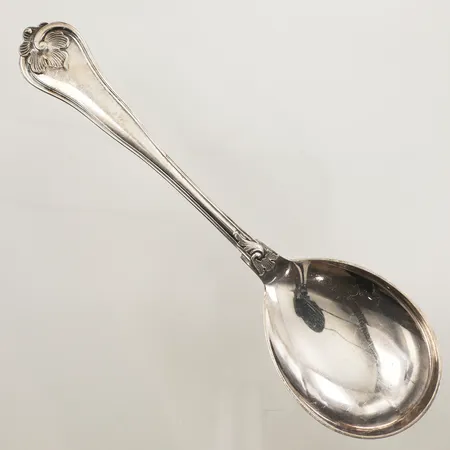 Uppläggningssked modell Sachsisk, längd 22cm, 830/1000 silver Vikt: 75,2 g