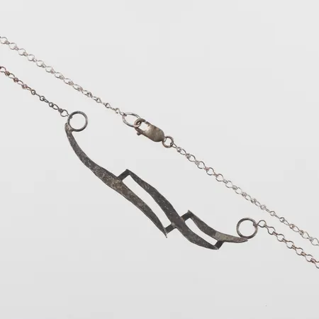 Collier silver 925/1000,längd ca 58 cm,Nota Bene Forshaga. Vikt: 8,6 g
