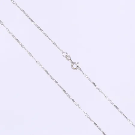 Halskedja längd 40cm bredd 1mm vitguld 18K Vikt: 2,8 g