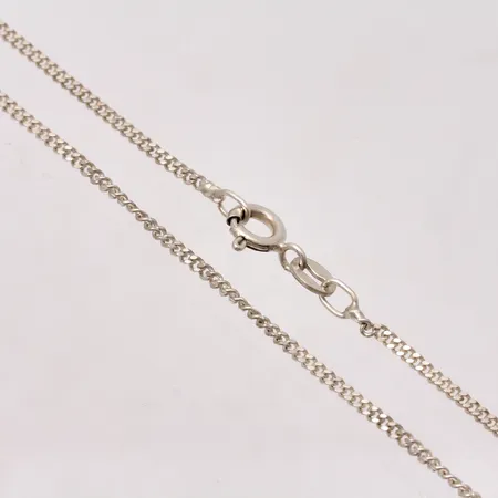 Kedja i silver, pansar, 43cm, 1,56mm, tillverkad av Guld Carlsén Ab, 925/1000, vikt 2,92g. 