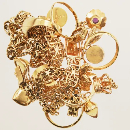 Diverse guld, defekt, gravyr, 18K Vikt: 49,8 g