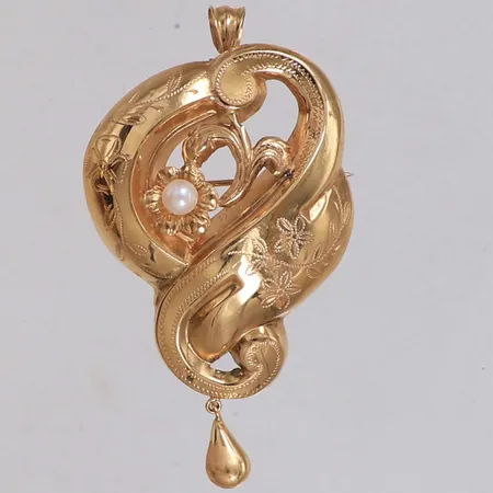 Hänge/brosch med odlad pärla, längd 58,1mm, bredd 32,4mm, 18K Vikt: 5,4 g