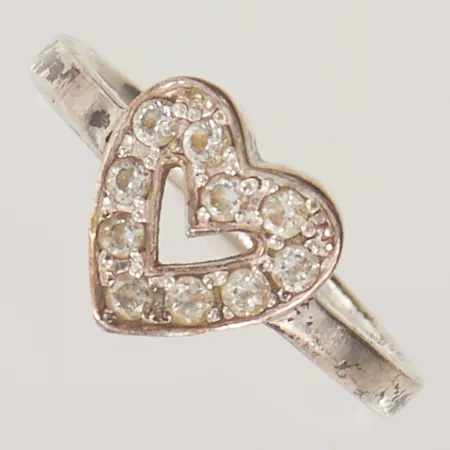 Ring Ø18, 11mm, vita stenar, 925/1000 Silver 2,7g.