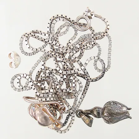 Diverse silversmycken, udda, defekt, silver 925/1000 Vikt: 13,7 g