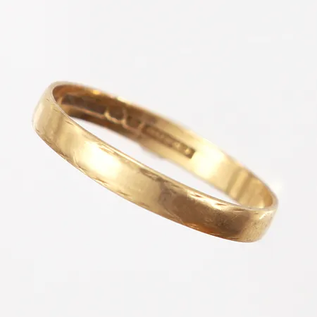 Ring mönstrad stl ca 16, bredd: 3mm, gravyr, skev skena, 18K Vikt: 1,3 g