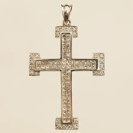 Hänge Kors, diamanter ca 24xca0,01ct briljantslipade, ca70xca0,01-0,02ct prinsesslipade, längd, bredd 30mm, vitguld, 18K  Vikt: 8,8 g