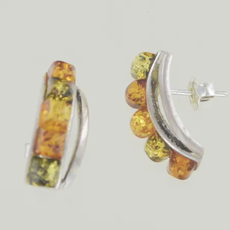 Ett par örhängen med stenar, höjd 1,7 cm, silver 925/1000 Vikt: 3,4 g