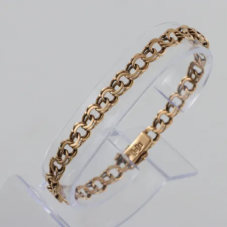 Armband 18k Bismarck,längd ca 19.5 cm,bredd 6.3 mm,bruksslitage. Vikt: 14,1 g