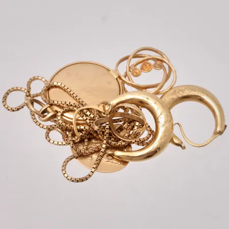 Diverse defekt guld, 18K, vikt 16,26g.