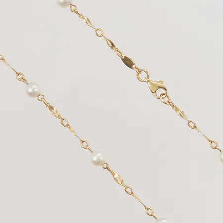 Collier 45cm, odlade sötvattenspärlor ca 5mm, 18K 7,1g.