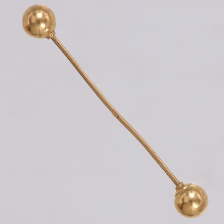 Hattnål, längd 49,3mm, bredd 1-6,2mm, bucklor, 18K Vikt: 0,9 g