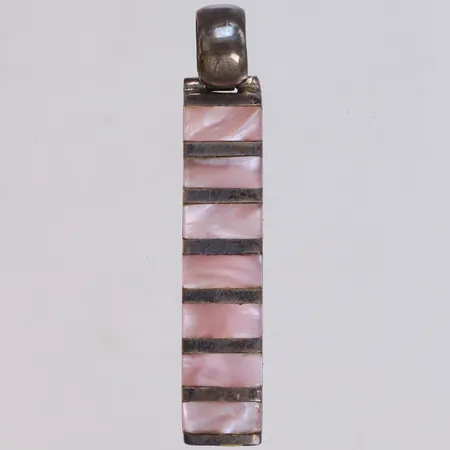 Hänge med rosa stenar, längd 52mm, bredd 9,4mm, silver 925/1000 Vikt: 7,3 g