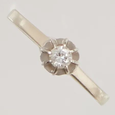 Ring diamant 0,10ct, Ø16¼, bredd:5mm, vitguld 18K 1,6g.