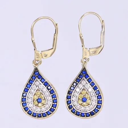 Ett par örhängen med blå och vita stenar längd inkl ögla 40mm bredd 15mm 14K Vikt: 5,2 g