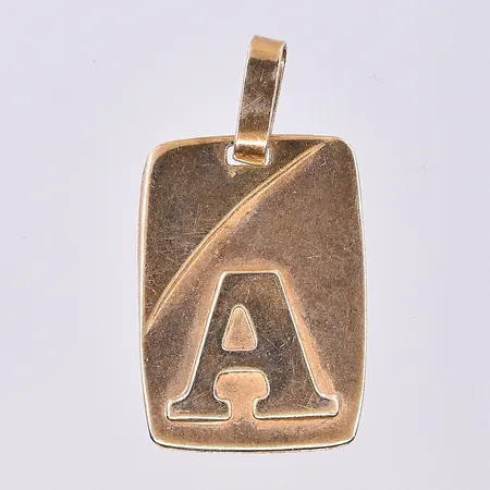 Hänge bokstav A, längd 20 mm, bredd 11 mm, 14K. Vikt: 0,6 g