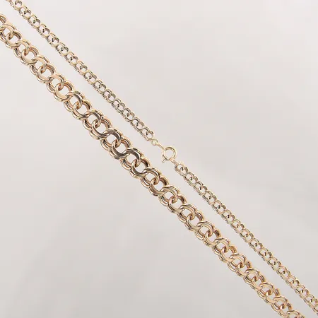 Collier doserad Bismarck, längd 46,5cm, bredd 3,9-8,5mm, 18K Vikt: 23 g