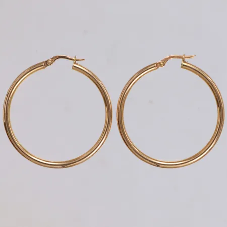 Ett par örhängen creoler, Ø36,5mm, bredd 2,5mm, 18K  Vikt: 3,1 g