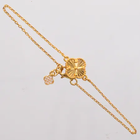 Armband längd 19,5cm, 21K Vikt: 4 g