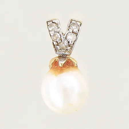 Hänge med odlad pärla samt diamanter 5 x ca 0,01ct, 12,6x6,2mm, GHA, 18K Vikt: 0,8 g