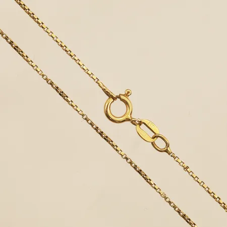 Kedja, ojämn, defekt, brott på länk, 18K Vikt: 3,5 g