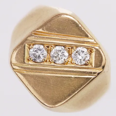 Klackring diamanter 3 x ca0,12ct ca W(H)Si, stl 18, bredd 3,8-15mm, Lindgrens Sala, 18K  Vikt: 11,4 g