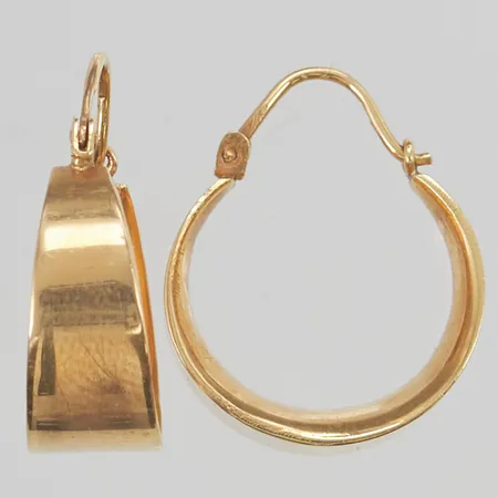 Ett par örhängen 19mm, bredd:6mm, 18K 2,5g.