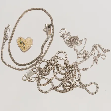 Diverse silversmycken, defekt, 830/1000 Silver 18,2g.