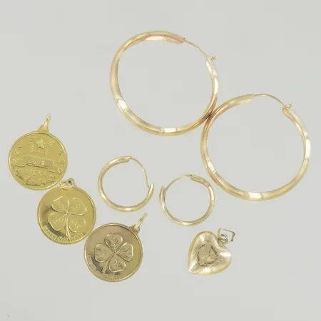 Div guld, defekter/gravyr, 18K Vikt: 9,4 g