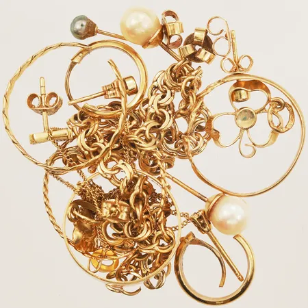 Diverse guld, defekt, gravyr, pärlor, 18K  Vikt: 19,1 g