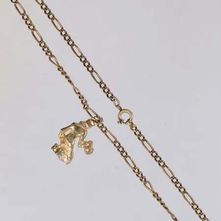 Kedja Figaro med integrerat hänge, längd 50,5cm, bredd 3,4mm, hängets mått 29,3x19,9mm, hänget i oädel metall, kedja i 8K Vikt: 17,3 g