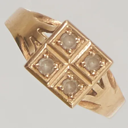 Ring Ø16½, bredd:7mm, vita stenar, 18K 2,5g.