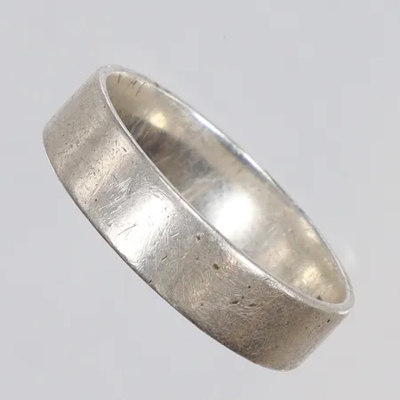 Ring, stl 21¾, bredd 5mm, GHA, silver, sliten, 925/1000 Vikt: 4,7 g