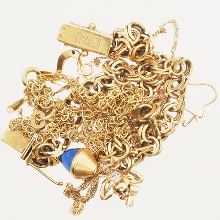 Diverse guld, stenar, defekt, 18K  Vikt: 15 g