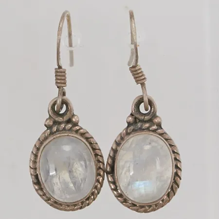 Ett par örhängen regnbågsmånsten 33x12mm, 925/1000 Silver 5,1g.