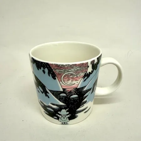 Muminmugg, Mumindagen, 2021, utgiven för att fira Tove Janssons födelsedag, stämplad by Arabia, Finland, höjd 8cm, Ø8cm, porslin, CR0221, originalkartong 