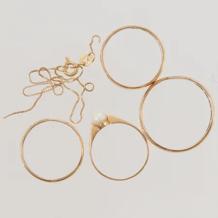 Diverse guld, defekt/gravyr, 18K 13,1g.