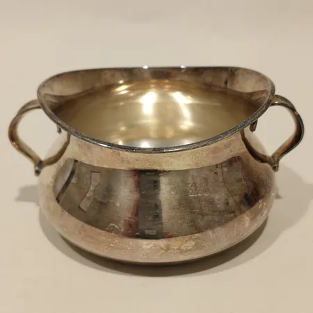 Sockerskål, Ø9,5cm, höjd 6cm, Carl M. Cohr, Danmark, 830/1000 silver Vikt: 182,8 g