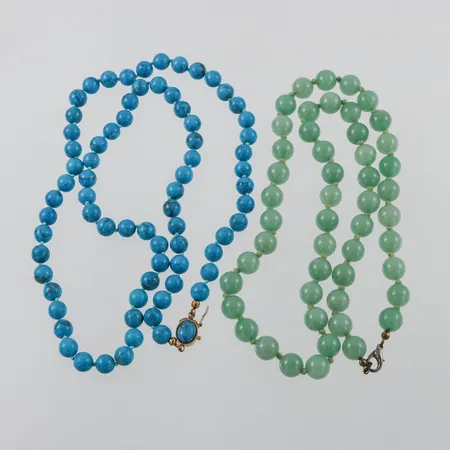 Collier 2 st stenar,längd ca 60 och 70 cm.