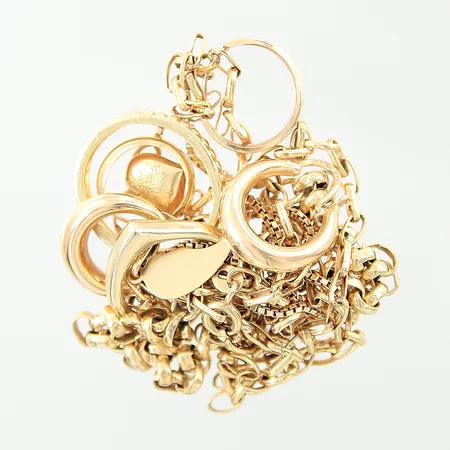 Diverse guldsmycken, udda, skeva, av/defekt, 18K Vikt: 13,1 g